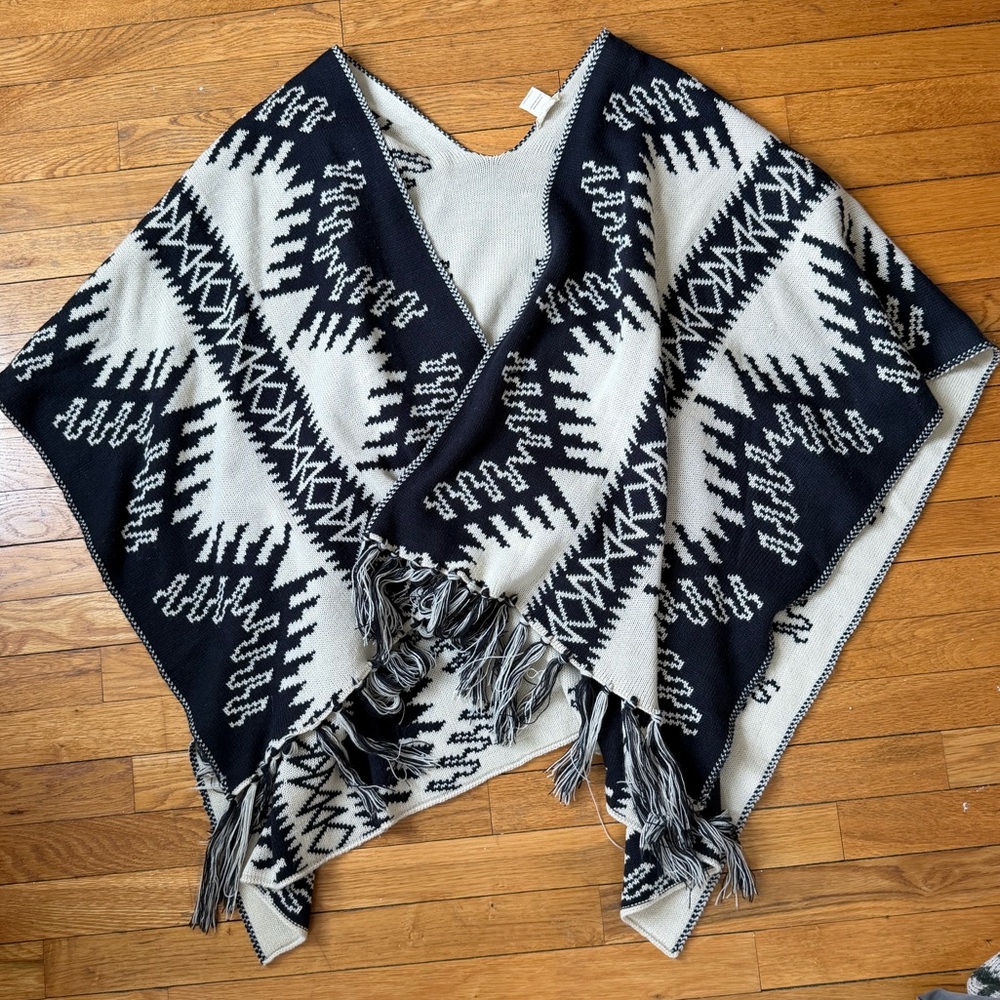 Women's Fringe Cape